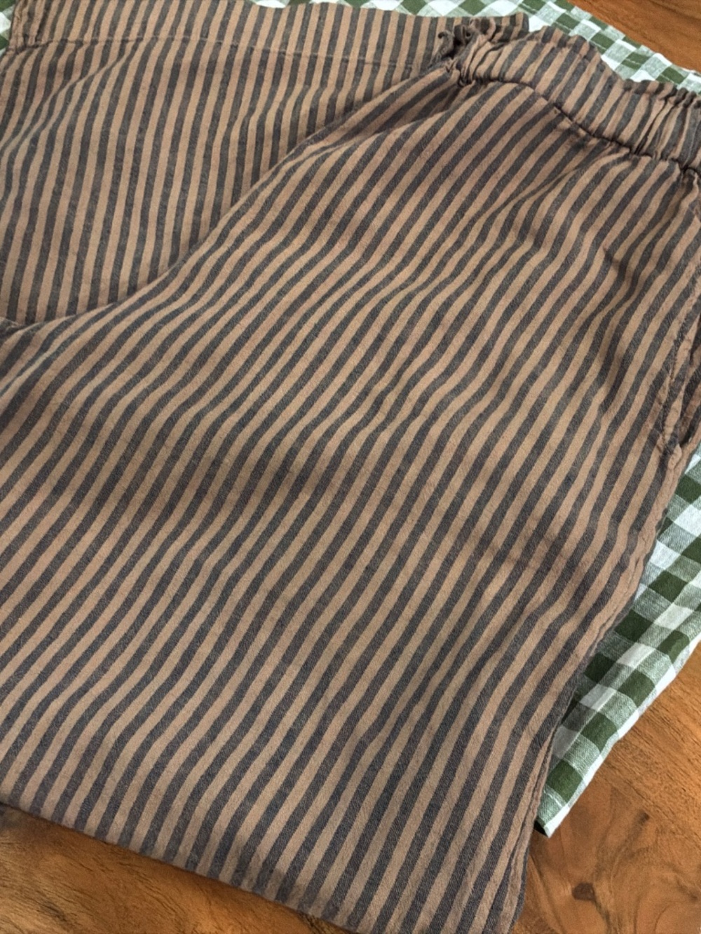 Striped Brown Wide-Leg Trousers - Picture 10 of 10